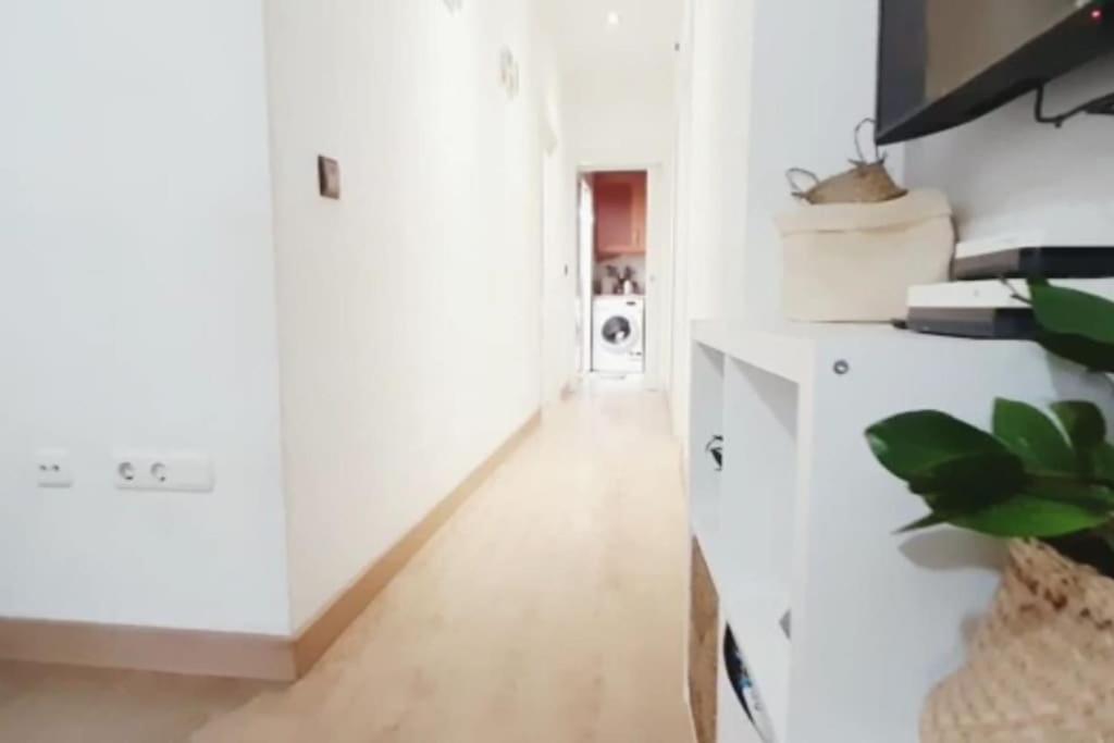 Apartamento Familiar Malaga Exterior photo